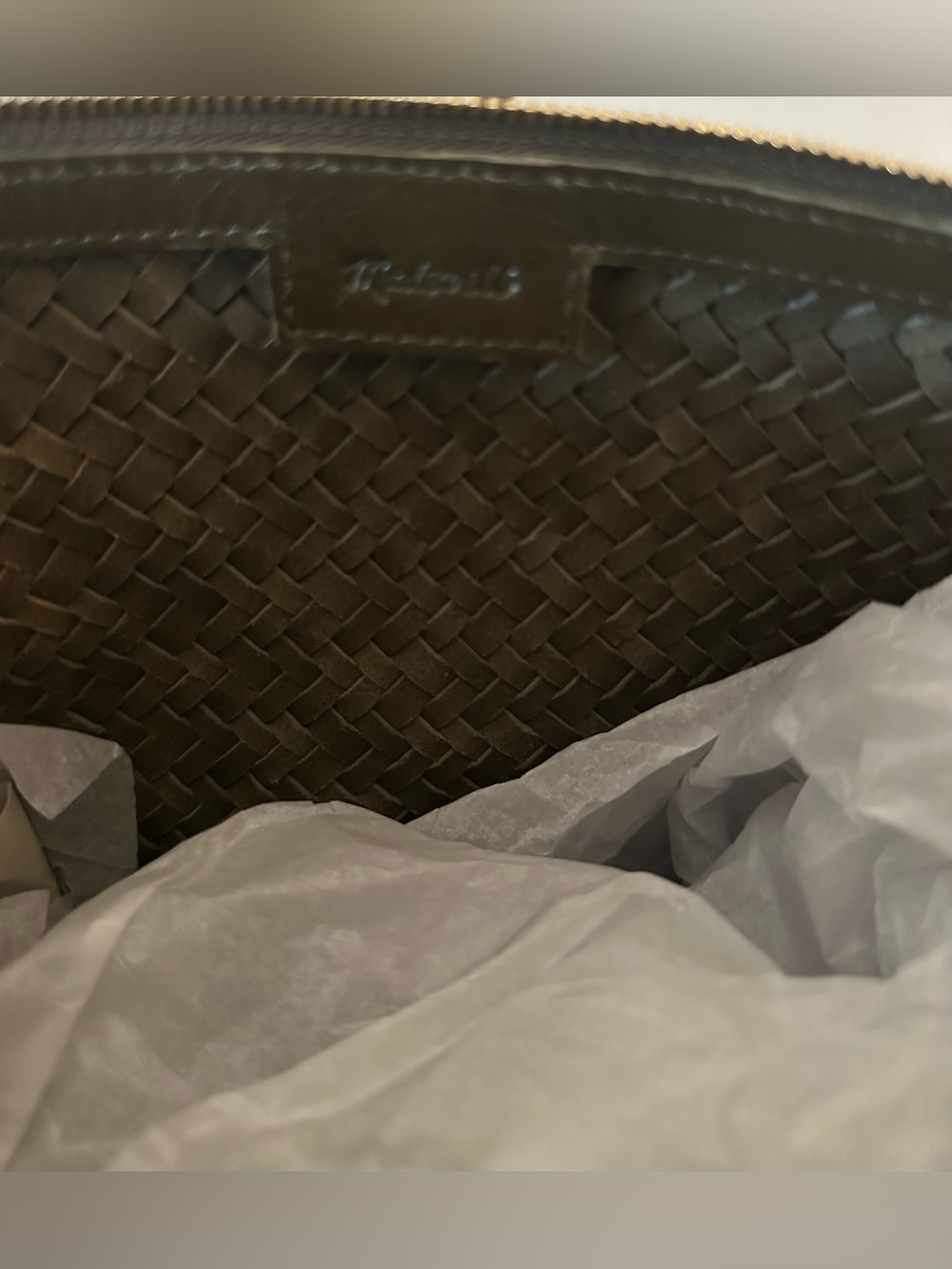 Madewell - the Signature Woven Leather Collection- faded olive leather shoulder - Picture 6 of 10
